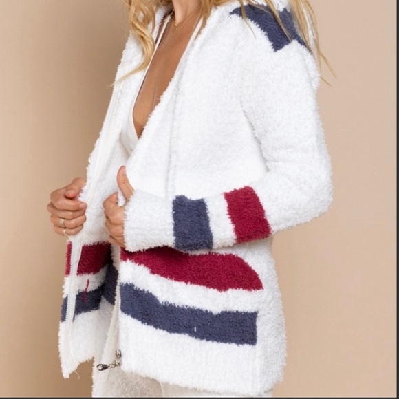 🎉HOST PICK🎉 POL Berber Fleece Hoodie - Picture 3 of 9